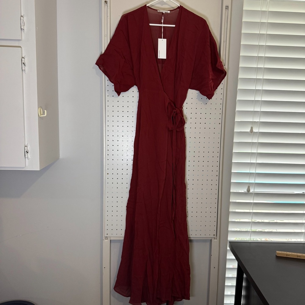 Reformation Winslow Wrap Dress Women's Small Burgundy Viscose Tie Waist‎ NWT - Picture 2 of 13